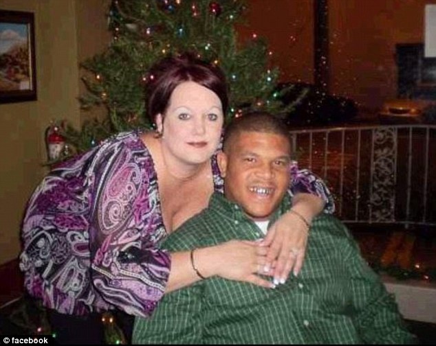 Florida man dies trying to save his wife while swimming in Lake George |  Daily Mail Online