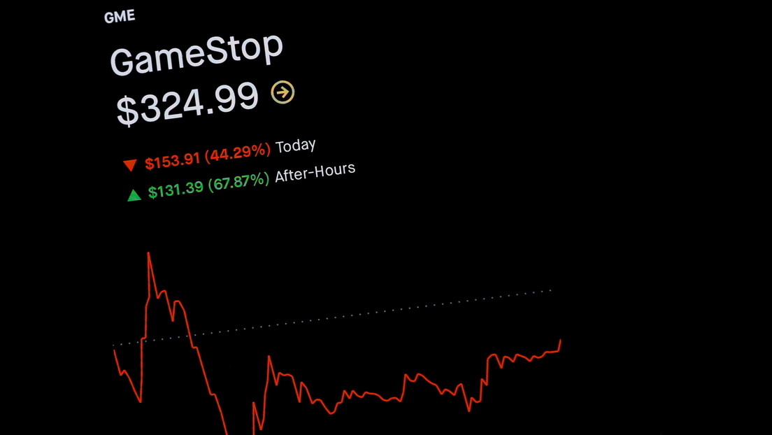 Un joven que ganó miles de dólares con las acciones de GameStop destina una parte para donar consolas a un hospital infantil - RT