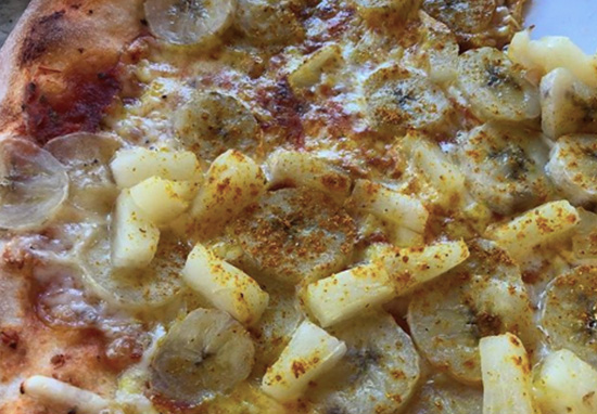 pizza with bananas