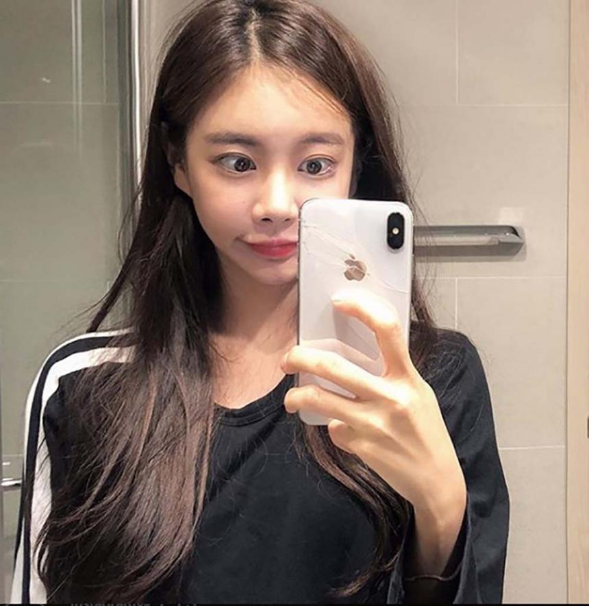 아프리카 티비(TV) BJ 김시원(글램 다희), 밝은 최근 근황 “오랜만에 셀카당” - 김희주 기자 - 톱스타뉴스