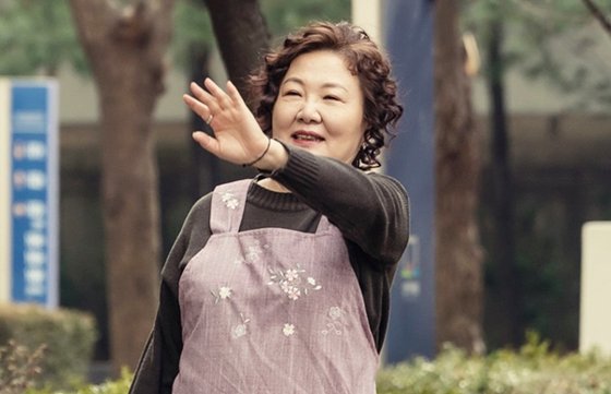 내가 엄마 때문에 못산다구!" 그래도 김해숙은 우리 엄마다 - 중앙일보