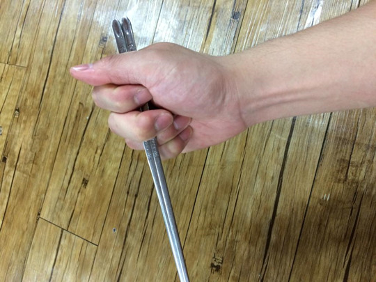 젓가락질 서툰 여자 어떠세요?" 논란 중인 소개팅남 사연-국민일보