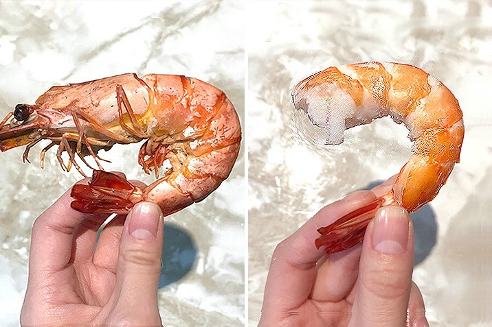 숟가락 하나로 손 안대고 새우 껍질 벗기는 꿀팁