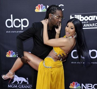 ワールド☆HI]カーディー及びオフセット、結婚3年ぶりに離婚訴訟