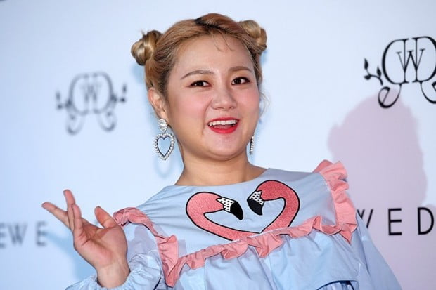 TV 읽기｜채널만 돌리면 나오는 박나래 벌어들인 돈이… | 한경닷컴