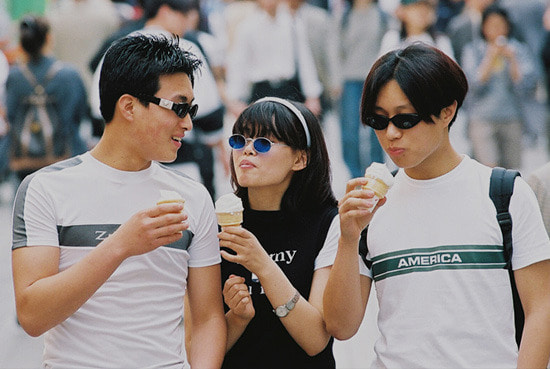 시대를 관통한 패션의 주역, X세대 - 크램잇