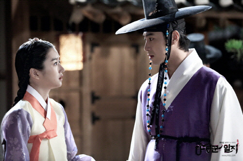 서예지 논란에 과거 유노윤호와 열애설 재조명 < 방송/연예 < 문화 < 기사본문 - 금강일보