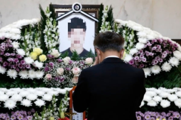 한강 사망 의대생 친구 휴대폰 번호 바꾼 이유 입 열었다 | 한경닷컴