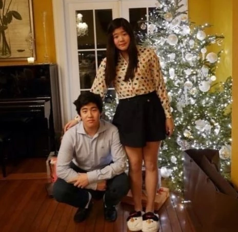 해찬(왼쪽)씨와 해인양. / 온라인 커뮤니티