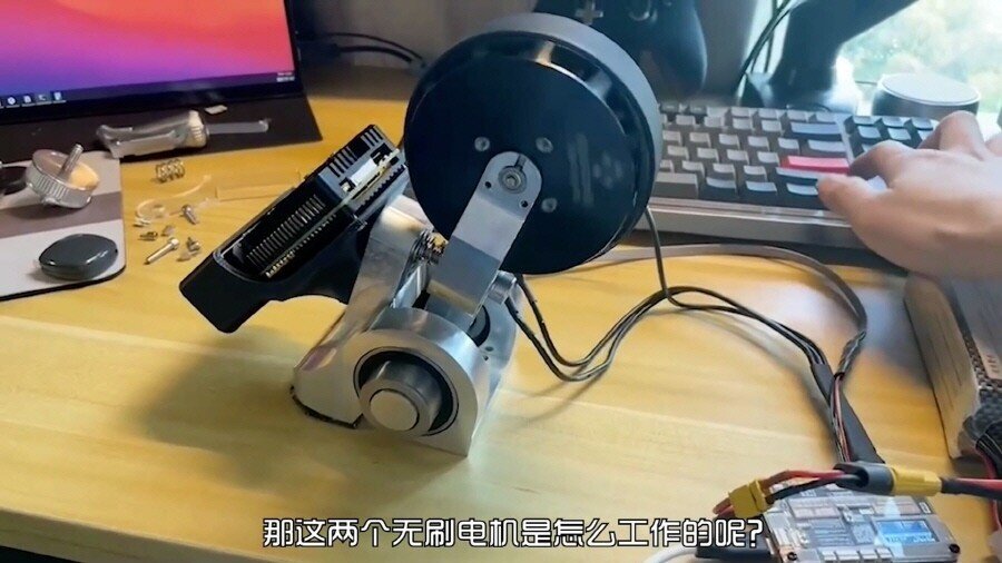 中国の技術者がしまっ打っした「倒れない自転車」|インスティーズ