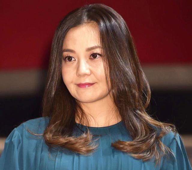 華原朋美 ２カ月で「７キロ、これでも痩せた」 ハイヒールで歌唱中、転倒のハプニングも/芸能/デイリースポーツ online