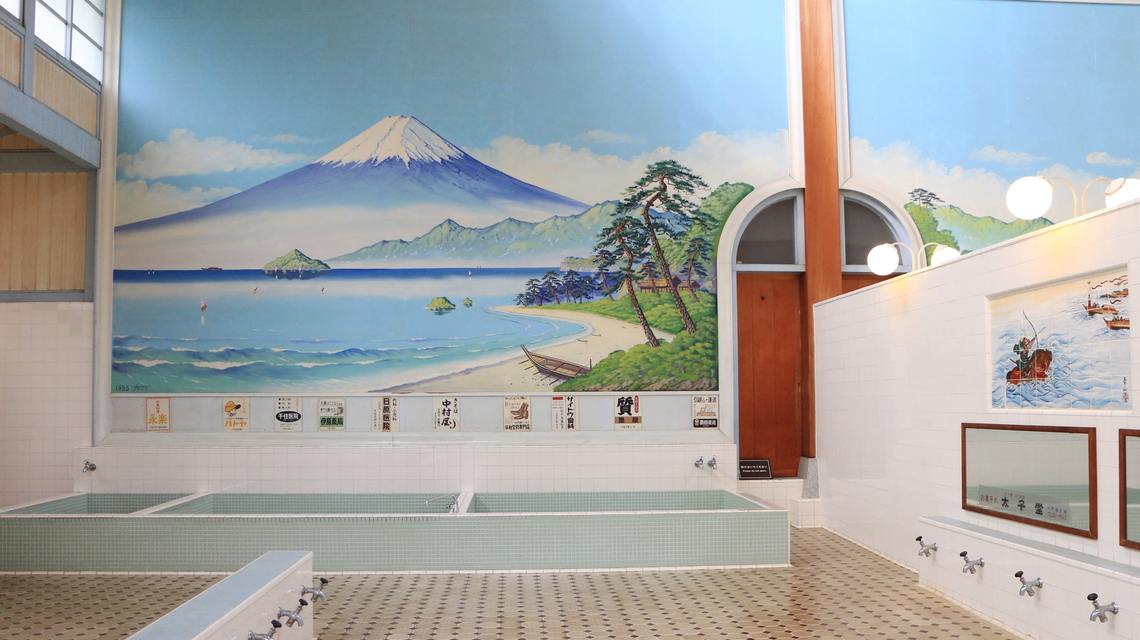 お疲れ女子がディープにハマった「銭湯」の魅力 | ブックス・レビュー | 東洋経済オンライン | 経済ニュースの新基準