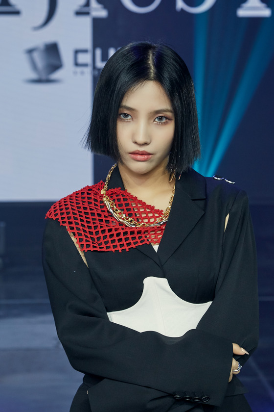 N초점] (여자)아이들 전소연, &#39;오 마이 갓&#39;으로 꽃피운 &#39;천재 프로듀서&#39;