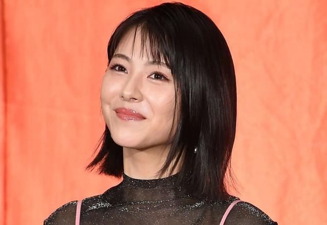 浜辺美波、20歳 身長が「伸びておりました!」と喜び報告 プロフィール修正へ/芸能/デイリースポーツ online