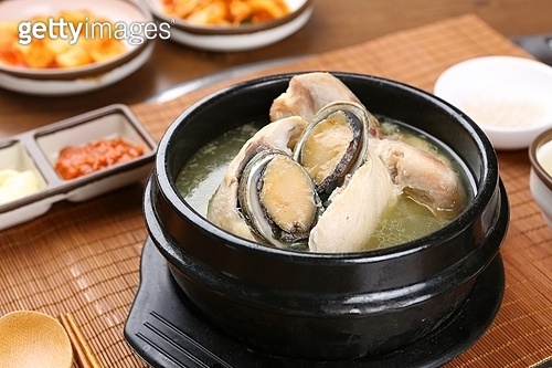 전복삼계탕 이미지 - 게티이미지뱅크