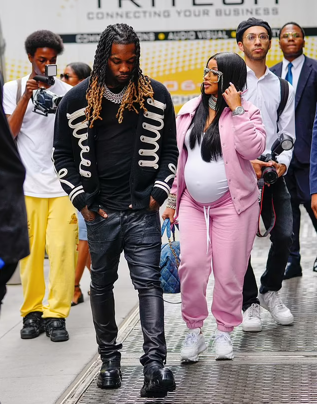 Cardi B Shares First Photo Of Her Second Baby With Rapper Husband ...