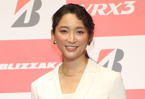 杏＞デビュー20周年で「充実した20年」としみじみ 活躍し続ける秘けつは“好奇心”？ （毎日キレイ） - Yahoo!ニュース