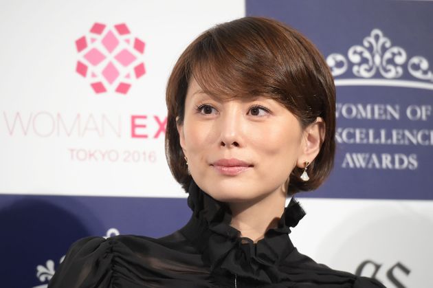 米倉涼子さんの服装が、すっごく「東京オリンピック」だった。楽しそう…!【画像】 | ハフポスト
