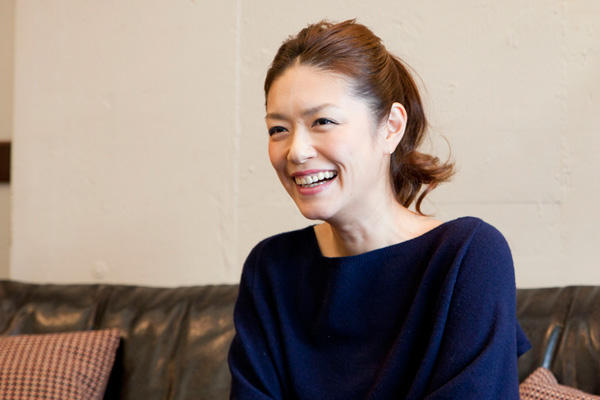 冷凍うどん発売40周年記念スペシャルインタビュー テーブルトーク 加藤紀子｜【テーブルマーク】