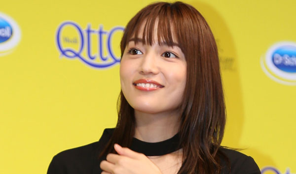 川口春奈】川口春奈「麒麟」低迷の救世主だが…NHK落胆する多忙ぶり｜日刊ゲンダイDIGITAL