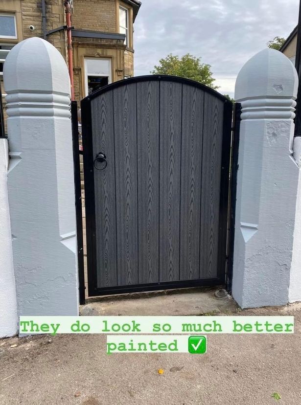 Sue flaunted her new gate on Instagram