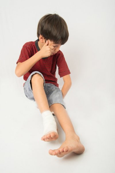 Boy leg bandage Stock Photos & Royalty-Free Images | Depositphotos