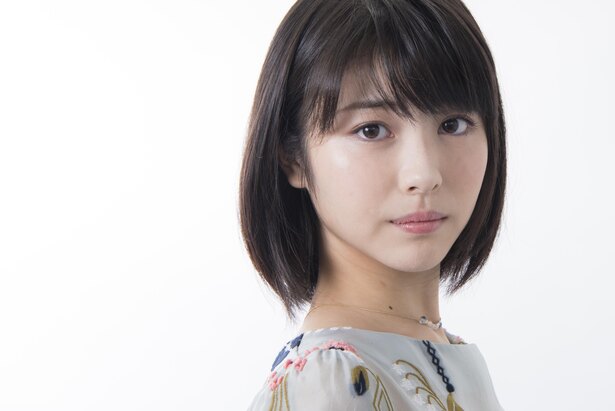 画像1 / 21>キミスイ主演・浜辺美波「17歳はハンバーグ寿司にも挑戦します」、写真集未収録カットを独占公開! |ウォーカープラス