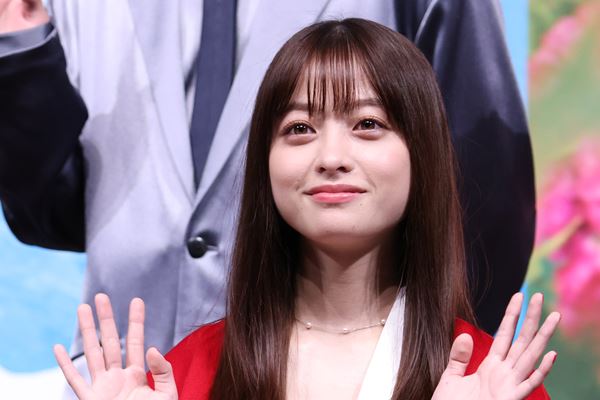 橋本環奈 21歳で3億円マンションを購入!収入はCMだけで年間5億円(女性自身)「初めて緊張というものを感じています。人…|dメニューニュース(NTTドコモ)