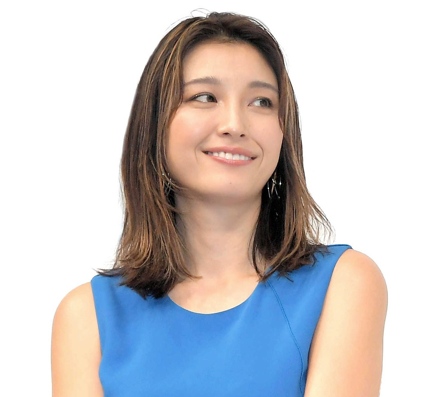 木下優樹菜 長女とおそろいコーデ「姉妹みたい」「そっくり」「２人ともスタイルよすぎ」（デイリースポーツ） - Yahoo!ニュース