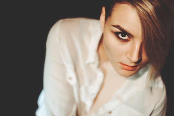 girl-1272781_960_720