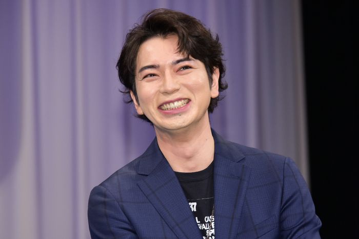 松本潤、後輩 道枝駿佑の高身長イジる「今日も長いな〜」年齢差には苦笑い | ドワンゴジェイピーnews - 最新の芸能ニュースぞくぞく!