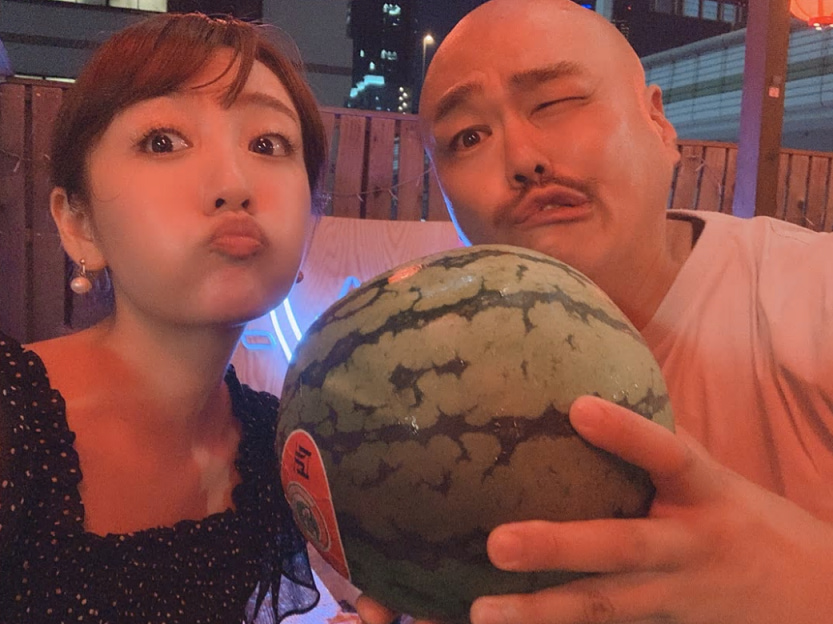 クロちゃん、高橋みなみとスイカ割り「とっても楽しかったしんねー」 -
