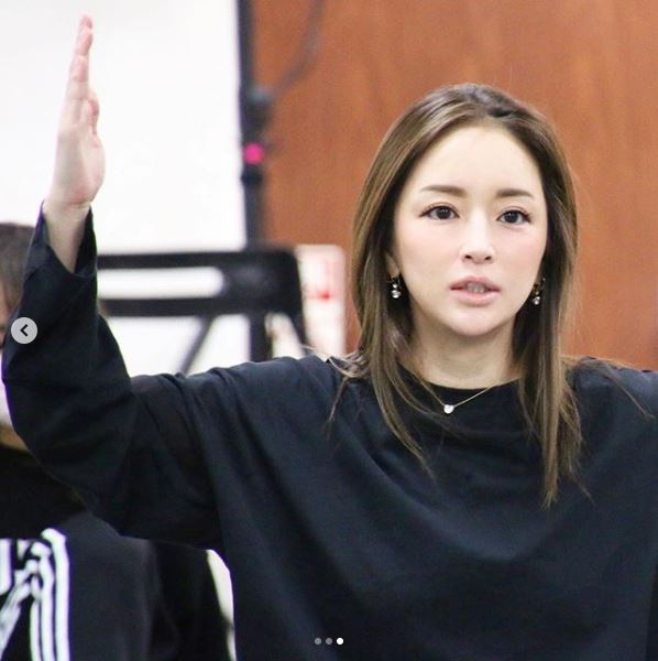 良い顔」浜崎あゆみ、練習風景SHOT＆通しリハへの意気込みに反響「綺麗すぎる」 (2020年2月10日) - エキサイトニュース