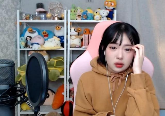 코로나 막말' 논란 잼미 대구 코로나19 웃어서 죄송 | 아주경제