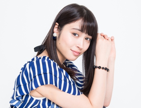 広瀬アリス、妹・すずに“激似”ショット公開「ほぼ一緒」「さすが姉妹!」 | ORICON NEWS