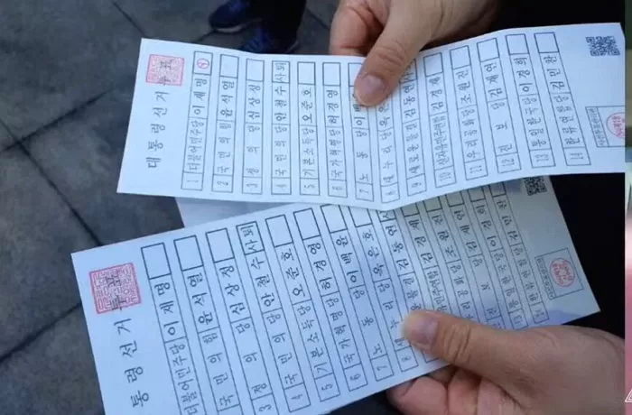 투표용지 2장 받은 시민...다른 한장에는 이미 '기호 1번'에 기표돼 - 인사이트
