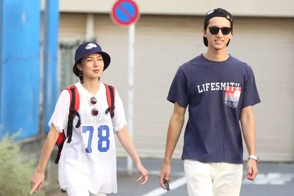 小嶺麗奈 田口淳之介と常に行動「ちょっと浮いていた」の声も | 女性自身