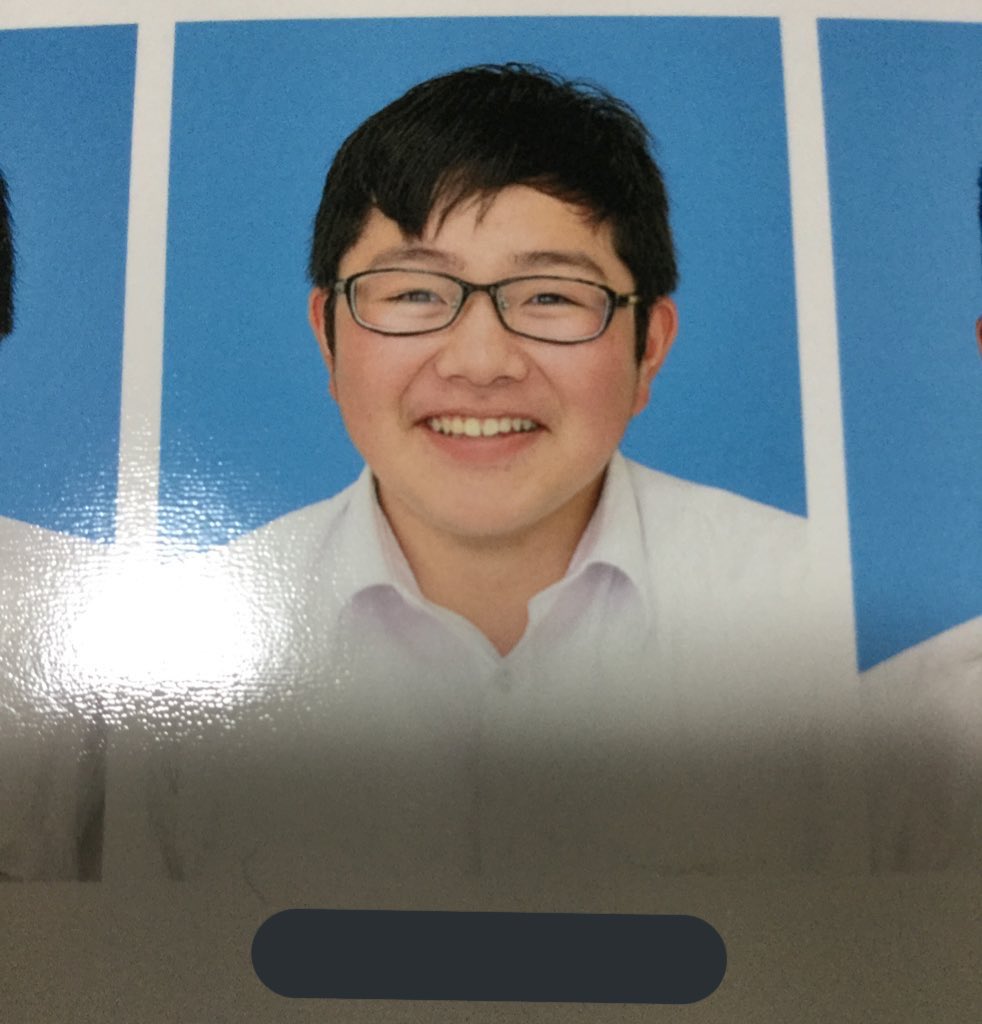 写真は中3→高1→今となっています。いや、変わりすぎてておかしいだろ。