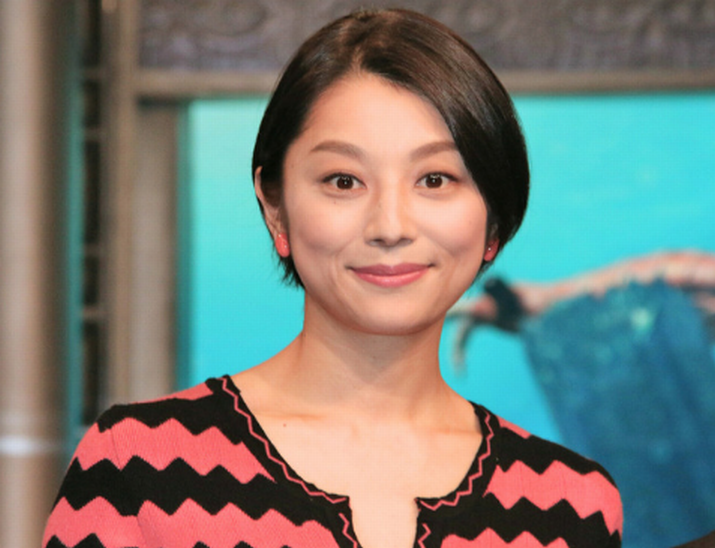 小池栄子の子供いない理由とは?旦那の多額な借金が理由だったのか?