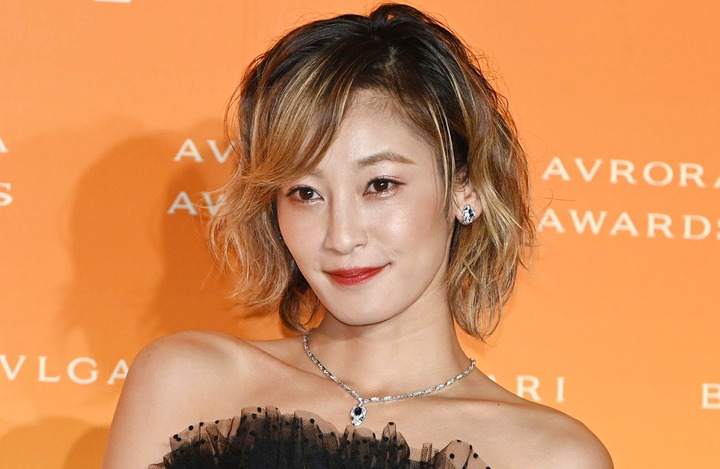 西山茉希：ドット×ピンクでガーリーなドレスコーデ - 毎日キレイ