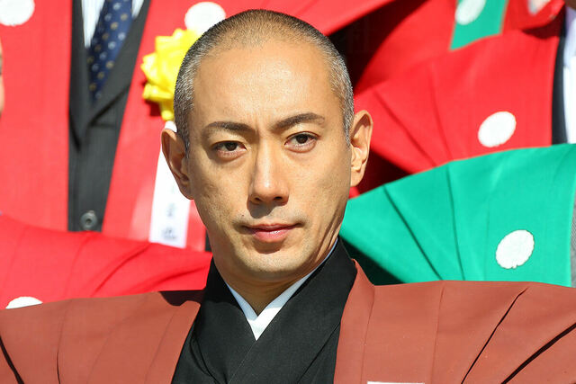 市川海老蔵の人気が急降下? 「『プペル』は後方の席がガラガラ」(デイリー新潮) - Yahoo!ニュース