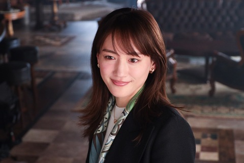 綾瀬はるか>「元彼の遺言状」敏腕弁護士役で圧倒的華やかさ 役柄にもたらす“説得力”の妙(MANTANWEB) - Yahoo!ニュース