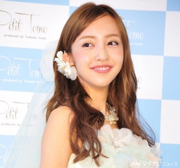 板野友美、結婚前後の変化は?「彼氏彼女だったらお泊まりしても…」 | マイナビニュース