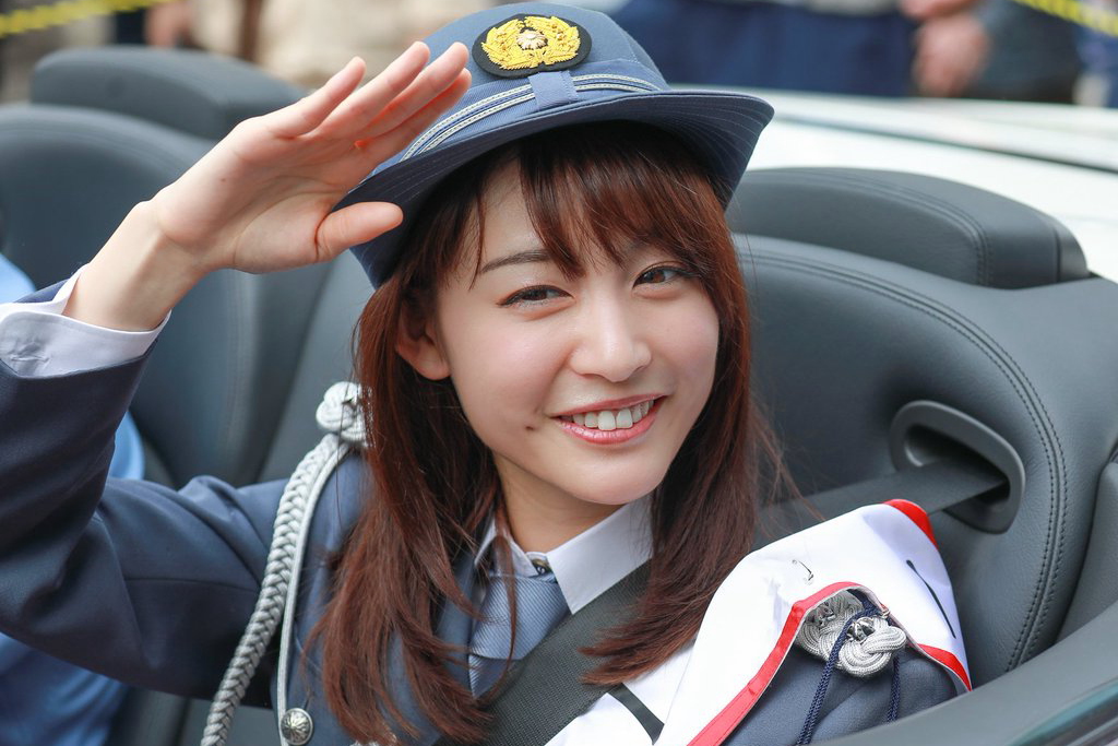 新井恵理那に夫はいる?親の職業は?弓道の腕前やCMをリサーチ!