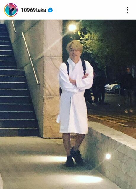 夜中の一時にホテルから追い出された」バスローブ姿で避難したワンオクToruの姿に反響(スポーツ報知) - Yahoo!ニュース