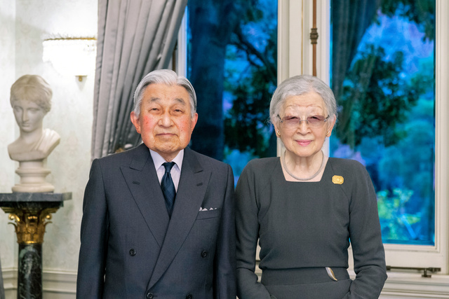 上皇さま、88歳の誕生日 記録確認できる歴代天皇では「最長寿」:朝日新聞デジタル