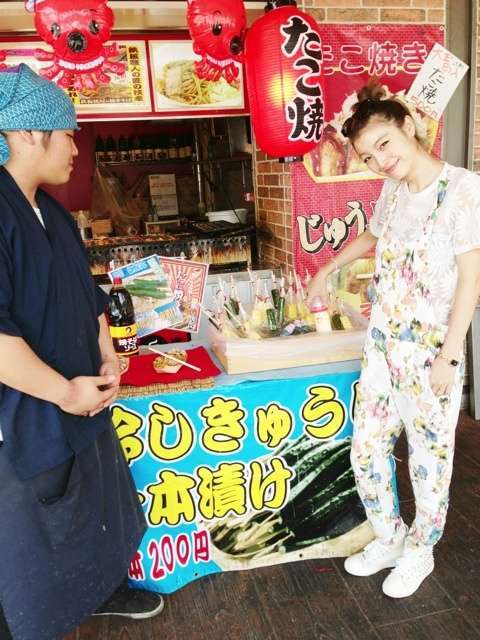 木下優樹菜､冷やし胡瓜の露店で娘のミルクを冷やしたことに非常識だと批判続出 | D-Xの芸能NEWS＆お笑い情報局