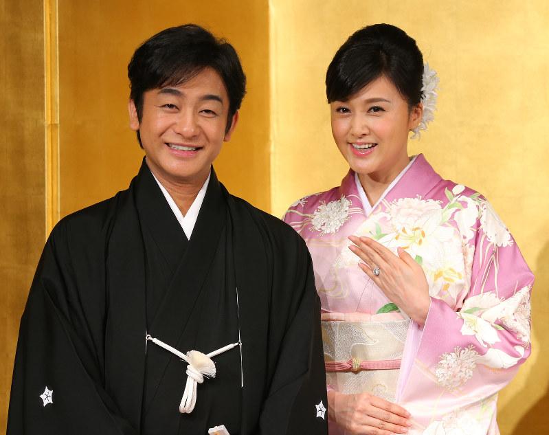 結婚：片岡愛之助さん藤原紀香さん、会見で喜び語る [写真特集3/10] | 毎日新聞