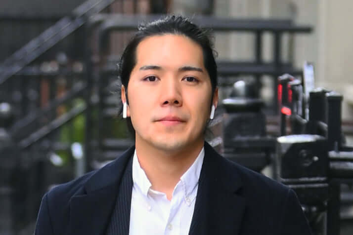 写真特集】小室圭さん、眞子さん夫妻の「ニューヨーク生活」~出国から最新カットまで | デイリー新潮