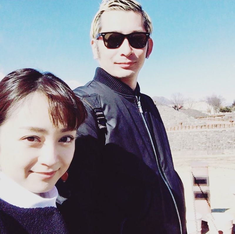 写真](2ページ目)安達祐実が40歳で独立 「事務所」より「30代男性マネージャー」を選んだ理由 | 文春オンライン